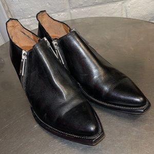 Frye Sacha Moto Shortie black boot size 8 1/2 leather pointed toe